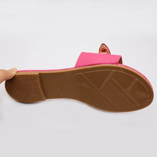 Sandales de luxe pour femmes et hommes, chaussures d'été en plastique pour filles, pantoufles confortables et décontractées, vente en gros, nouvelle collection d'été